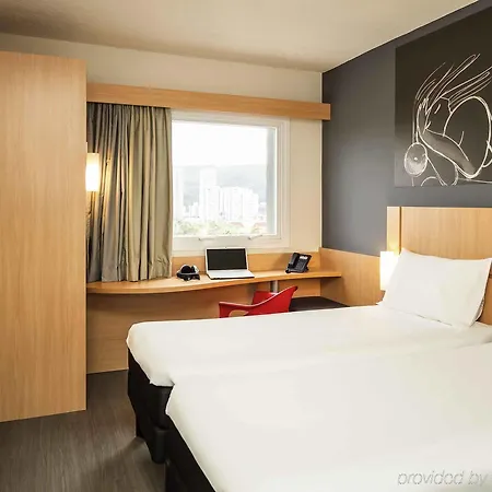 Ibis Annecy Centre Vieille Ville Exterior photo